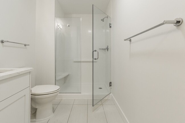 Building Photo - 1BR/1BA - Beautiful Updated Condo in Downtown Portland