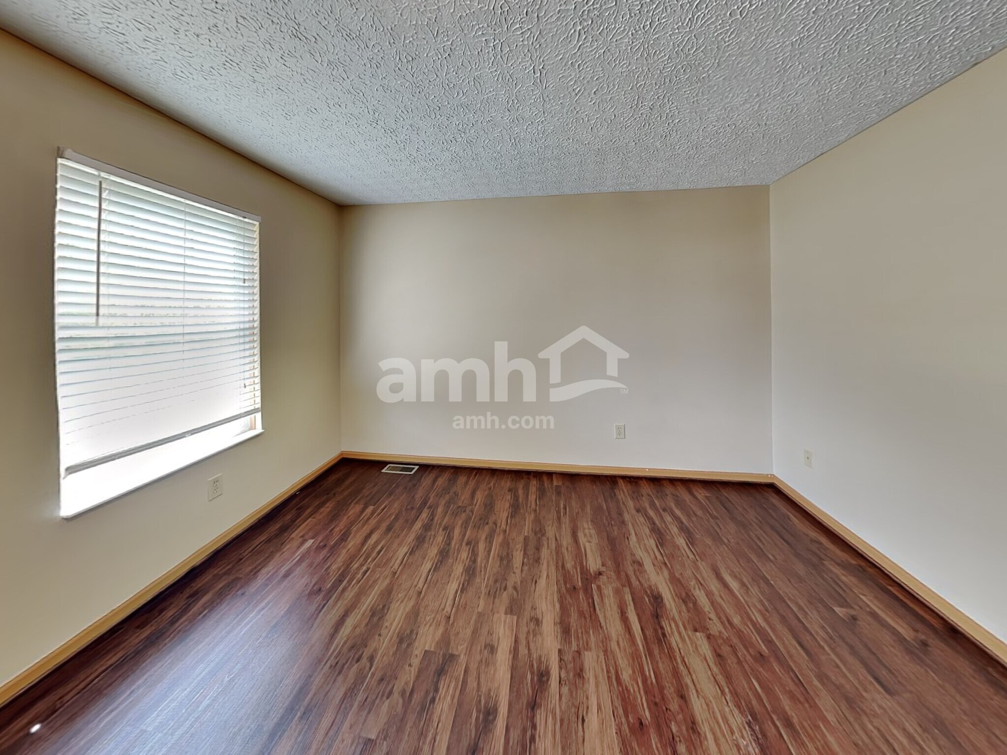 Building Photo - 7908 Windrift Pl