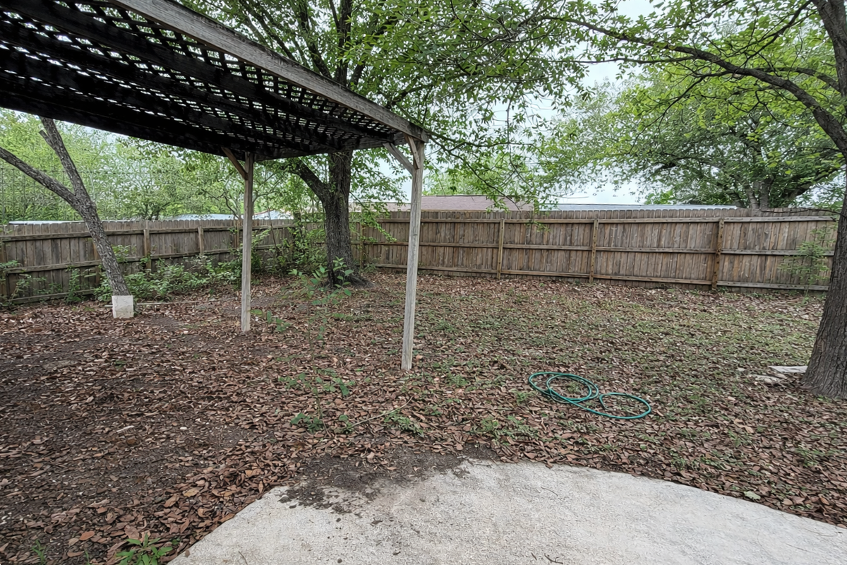 Building Photo - 3417 Harvest Dr