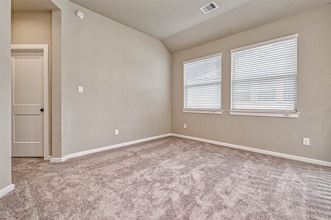 Building Photo - 515 Longleaf Pine Dr