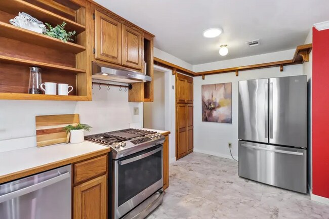 Building Photo - Charming 3 bed 1 bath home in Davis