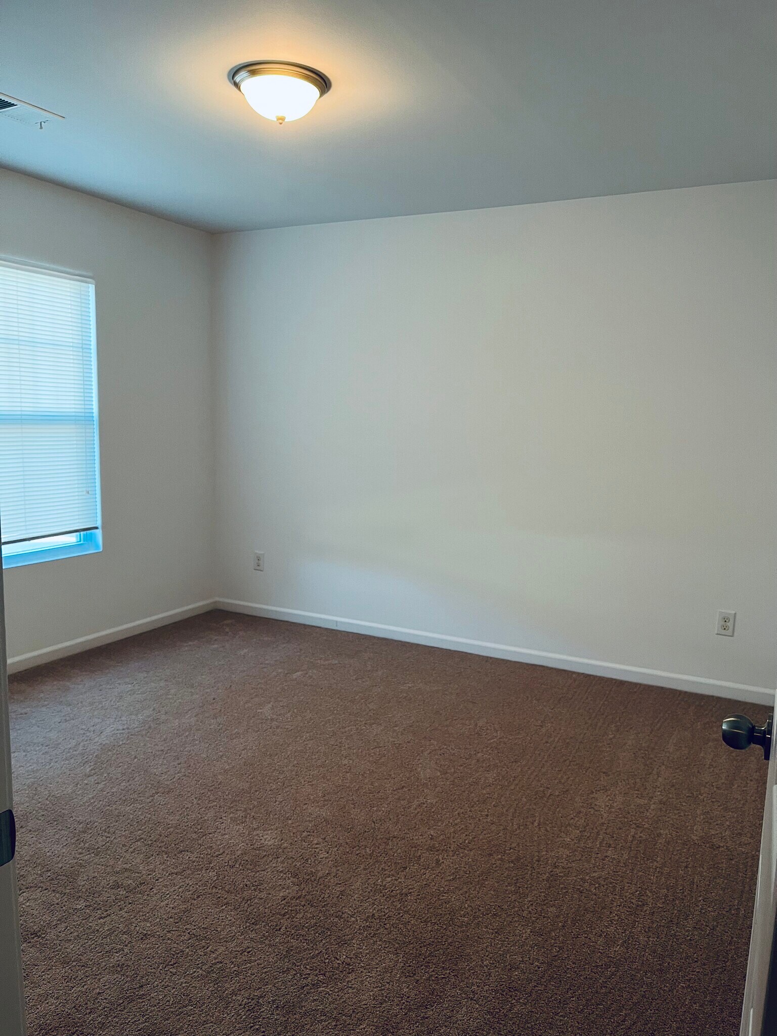 Building Photo - 1528 Logan Patrick Ct