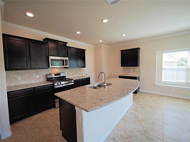 Building Photo - 1308 Camino Ct