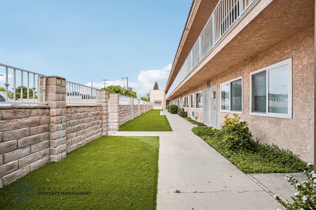 Building Photo - 11100 Pangborn Ave.