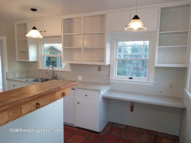 Building Photo - Coming Soon Charming 2-bedroom, 1-bathroom house with 2 car garage and spacious yard