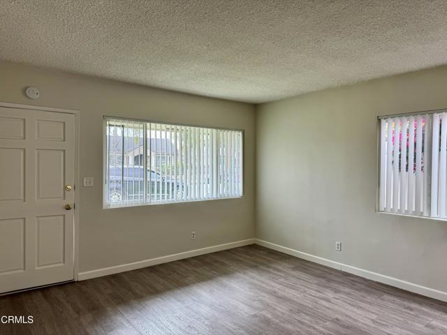 Building Photo - 829 W Olive Ave