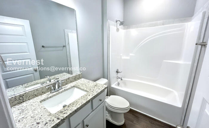 Building Photo - 1024 Echo Rdg Rd