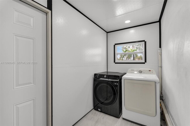 Building Photo - 11220 SW 181st Terrace