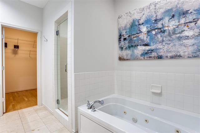 Building Photo - 4310 Buena Vista St