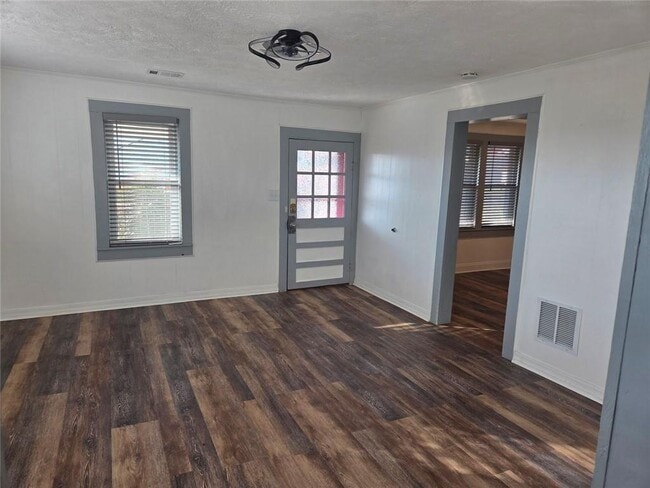 Building Photo - 5465 Jot Em Down Rd