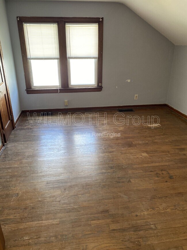 Building Photo - 309 Central Ave