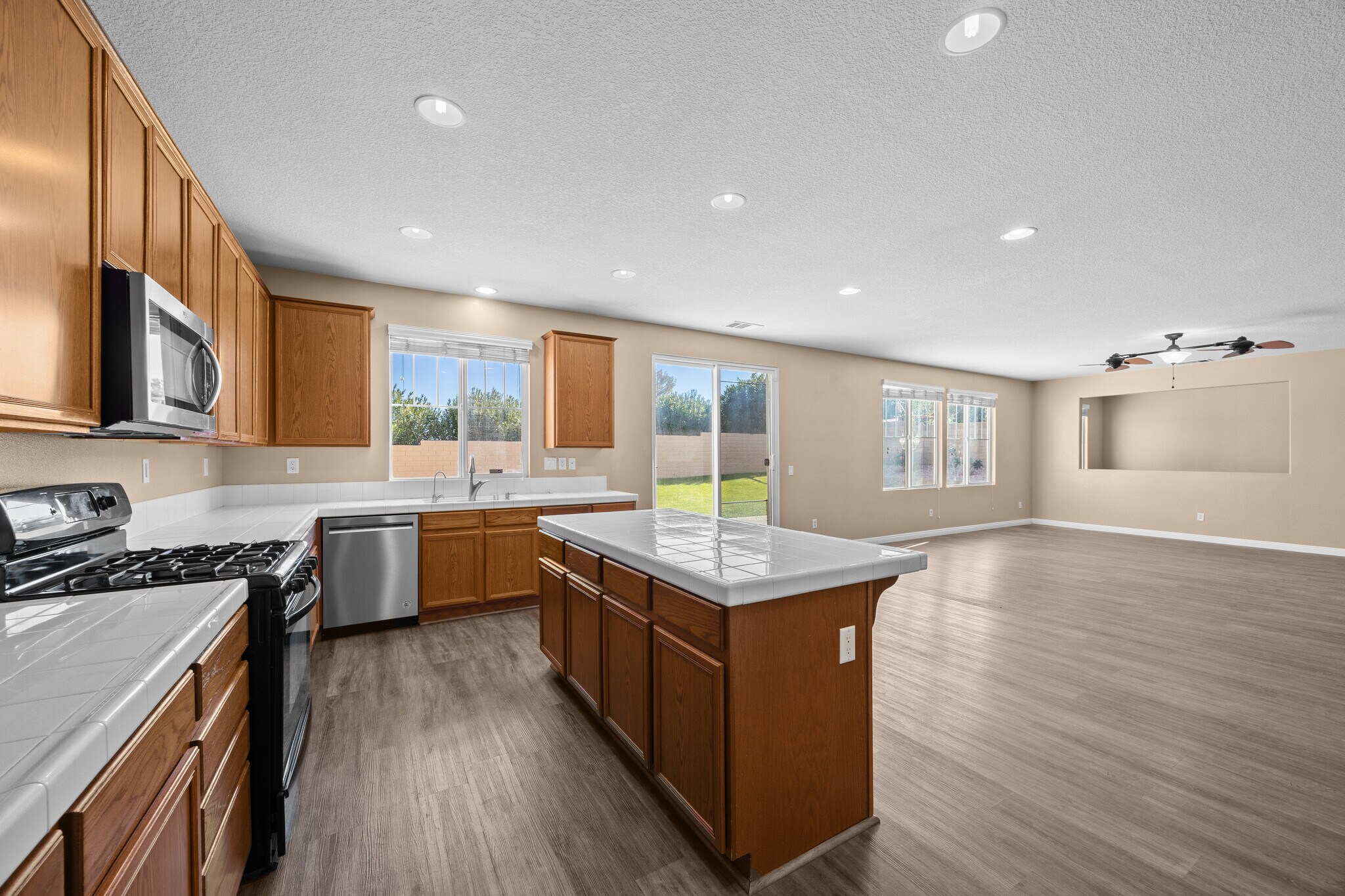 Building Photo - 38442 Wakefield Pl