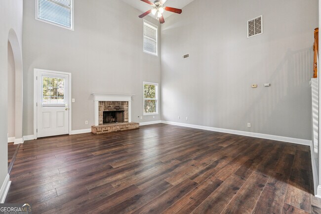 Building Photo - 405 Ashley Ln
