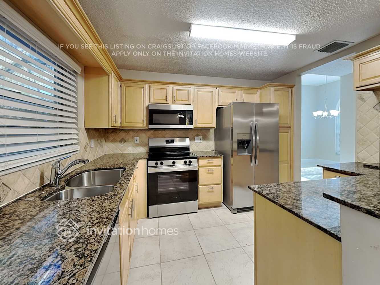 Building Photo - 450 SW 182nd Way