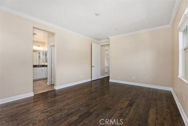 Building Photo - 2992 E Coalinga Dr