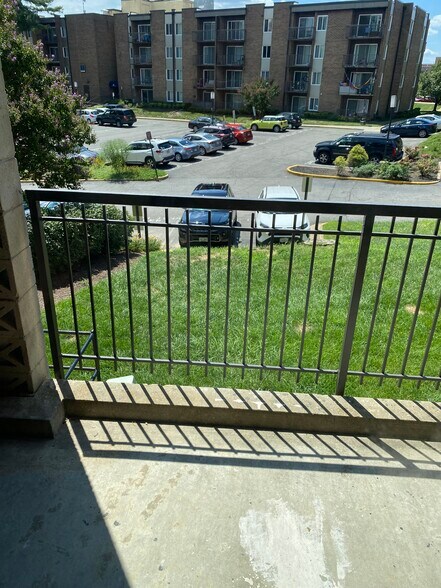 Building Photo - 16 S Van Dorn St