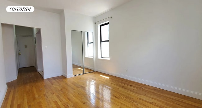 Primary Photo - 100 Convent Ave