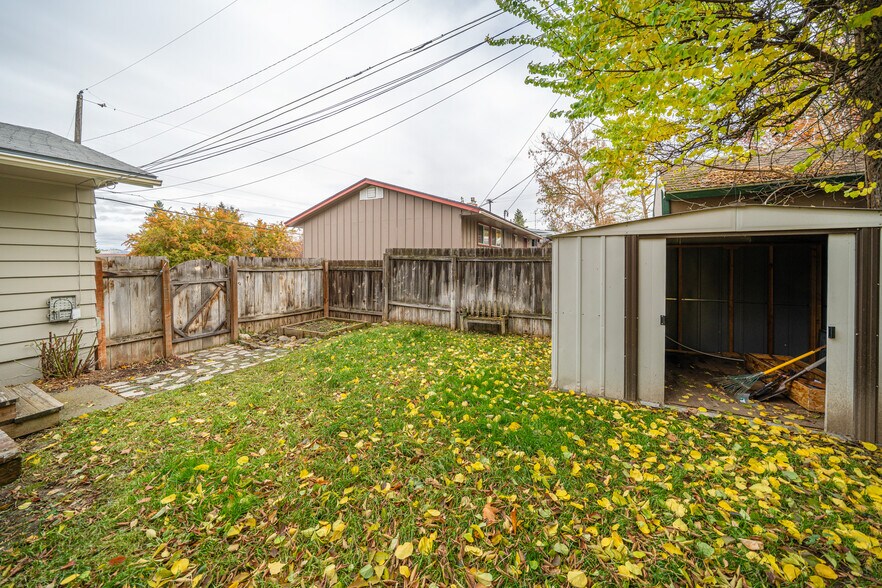 Building Photo - 3512 East Ben Burr Boulevard