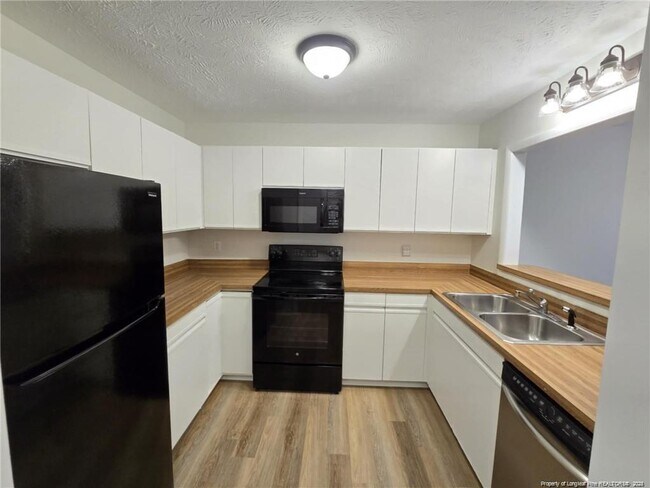 Building Photo - 1192 Windham Ct