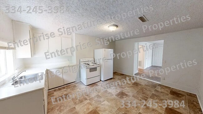 Building Photo - 603 S Edgewood Dr
