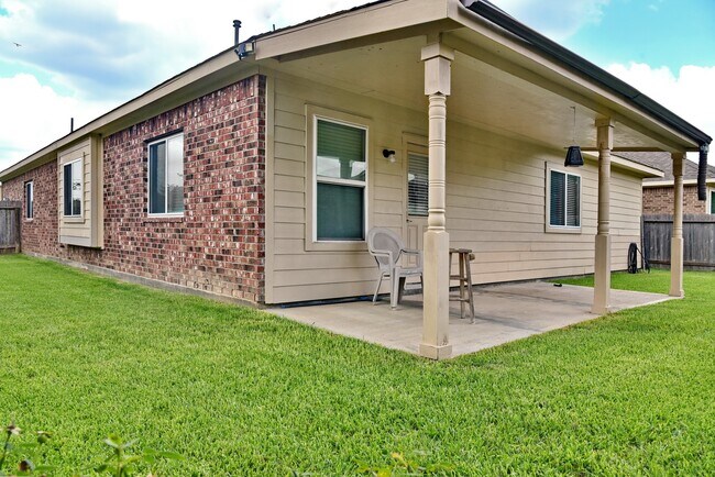 Building Photo - 2232 Ivy Wall Dr