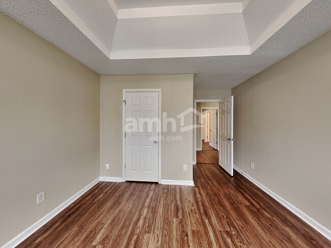 Building Photo - 4951 Wewatta St SW