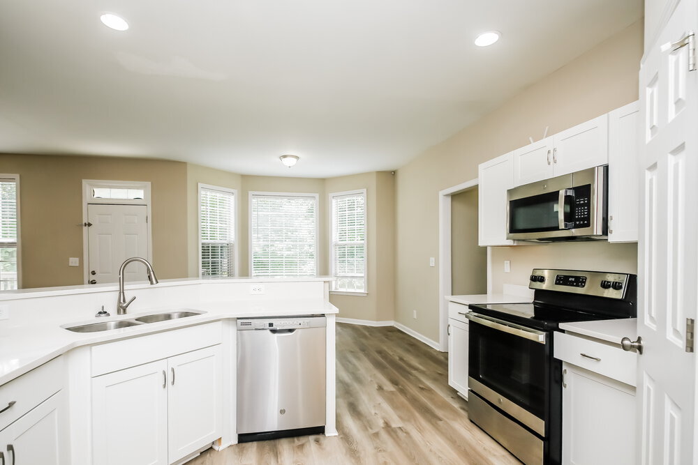 Building Photo - 410 Amesbury Cove SW