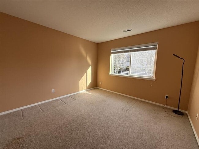 Building Photo - 4542 NW Continental Pl