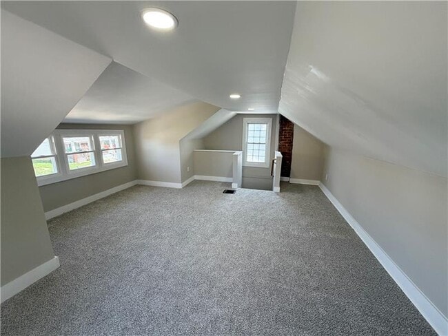 Building Photo - 1510 Huron Ave