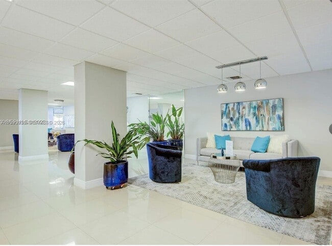 Building Photo - 1600 S Ocean Dr