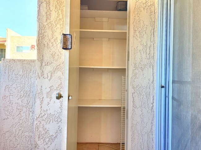 Building Photo - OPEN HOUSE -  INQUIRE:     LARGE ONE 1/BR ...