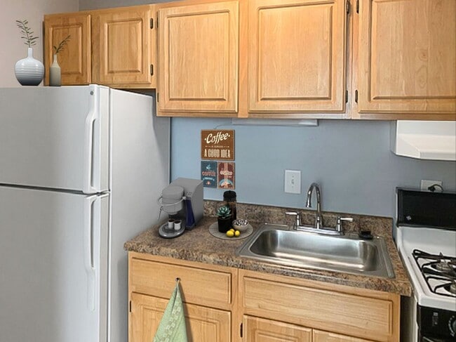 Building Photo - Gorgeous and rarely available alcove studio residence.