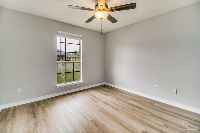 Building Photo - 9144 Sebring Dr