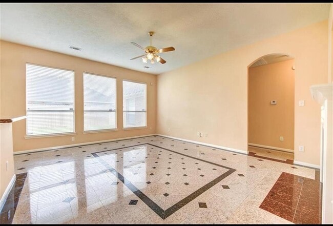 Building Photo - 13130 Georgetown Dr