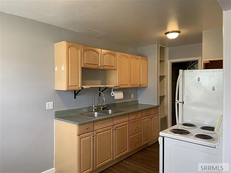 Building Photo - 721 Swisher Rd