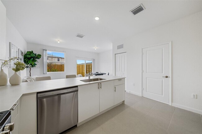 Building Photo - 19448 SW 338th St