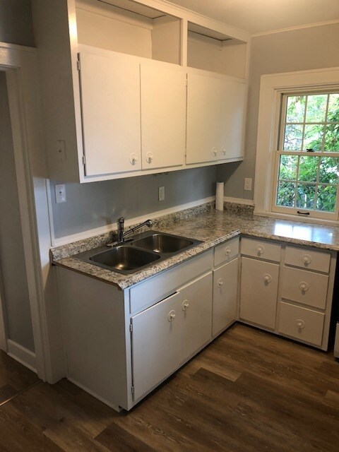 Kitchen - 467 Brimhall St