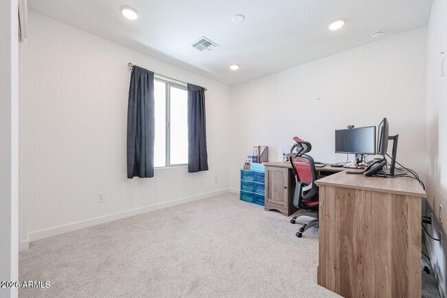 Building Photo - 3361 S 179th Dr