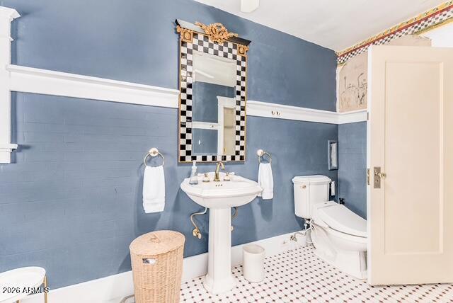 Building Photo - 35 S Fairway Ct