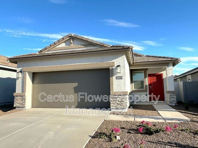 Building Photo - 2037 W Shelly Ave