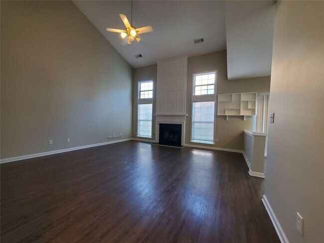 Building Photo - 2623 Davenham Ln