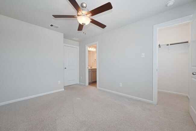 Building Photo - 29310 Sweet Orange Ct