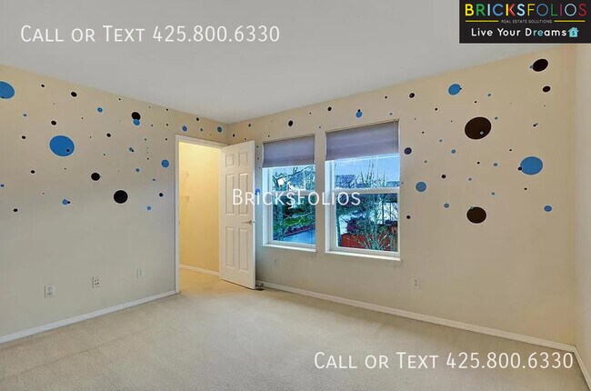 Building Photo - 22581 NE 96th St