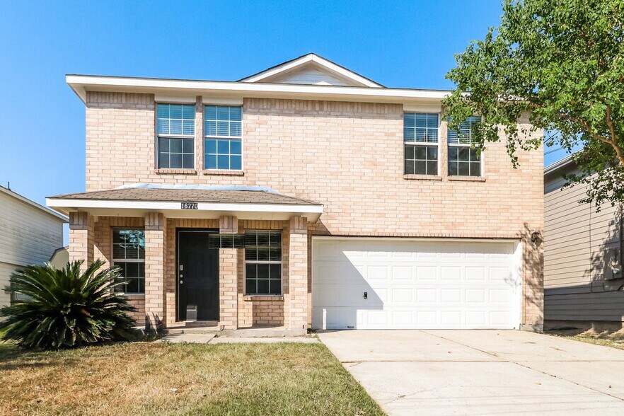 Primary Photo - 16770 N Thrasher Dr
