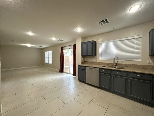 Building Photo - 11193 Falesco Ave