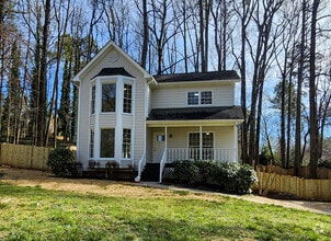 Building Photo - 2485 Zachary Woods Dr NW