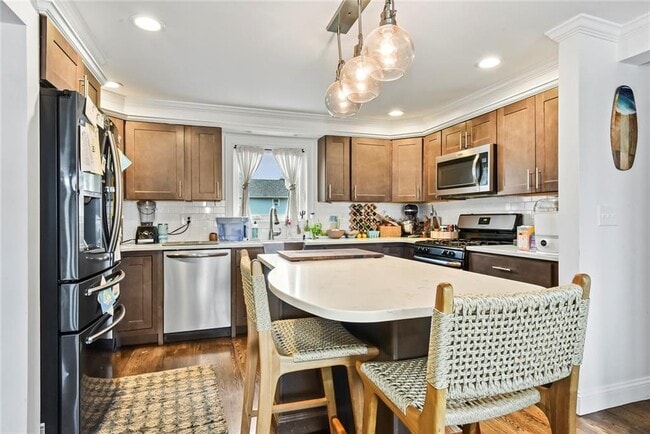 Building Photo - 191 Chases Ln