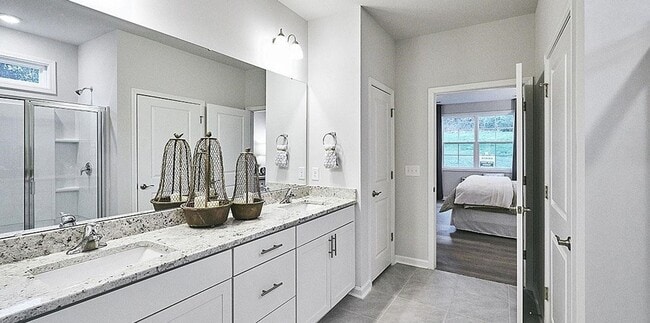 Building Photo - 3 Bedroom / 3 Bath Single Family Home near Brier Creek with 1st floor living!