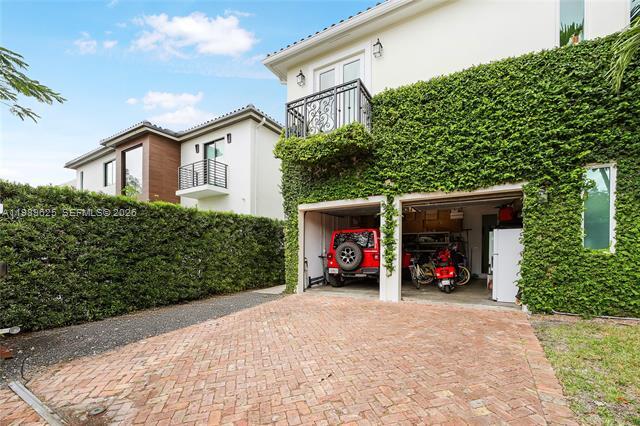 Building Photo - 1898 S Miami Ave