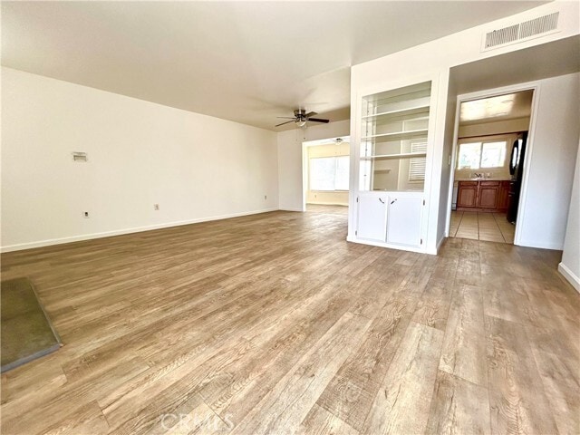 Building Photo - 26632 Oakmont Dr